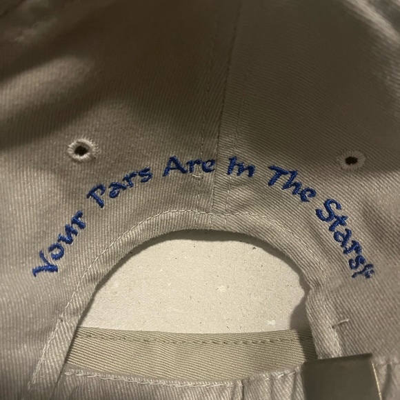 Hat - Picture 4 of 4